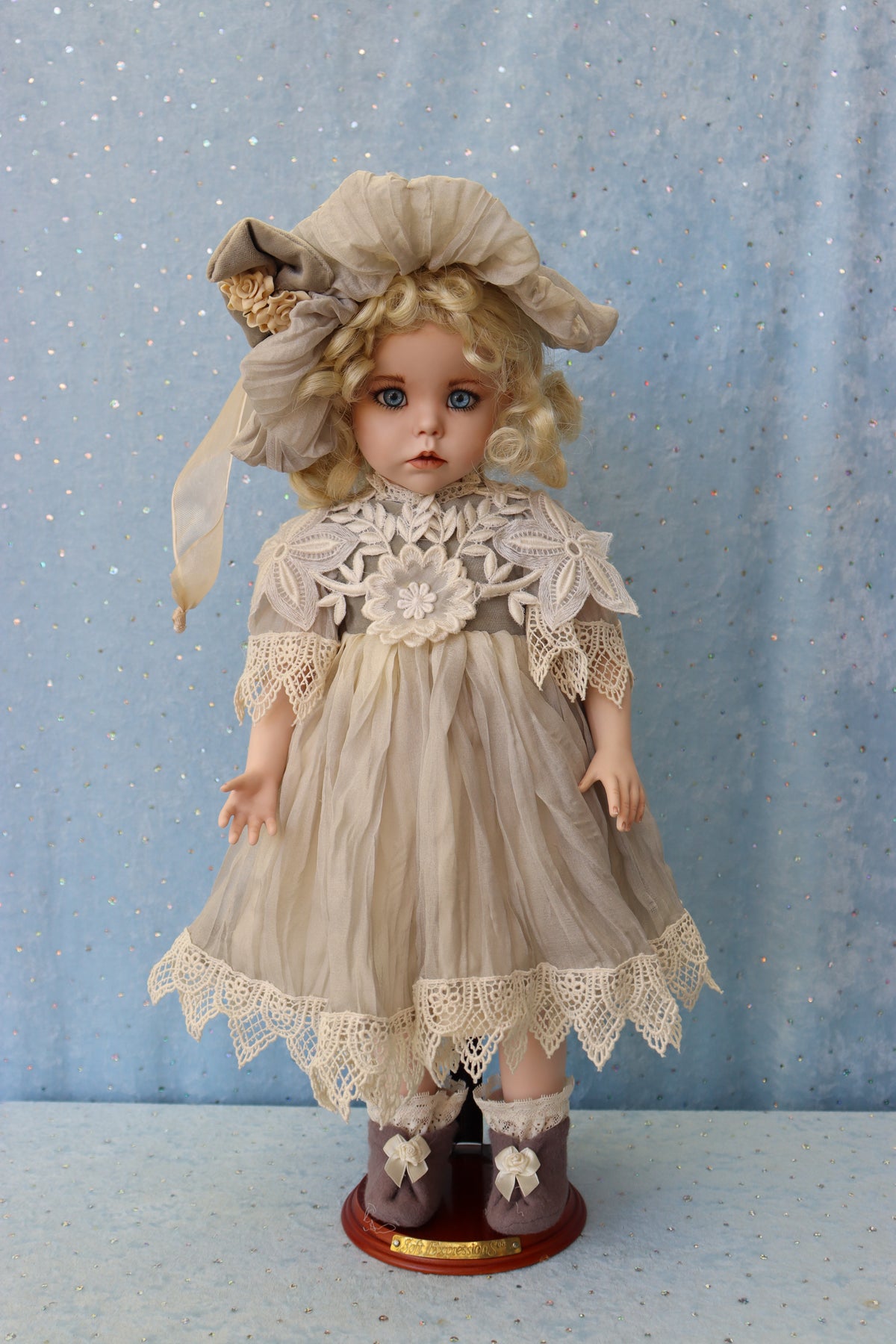 Hilary - Dianna Effner mold - OOAK - 18" Porcelain Doll - MAFD