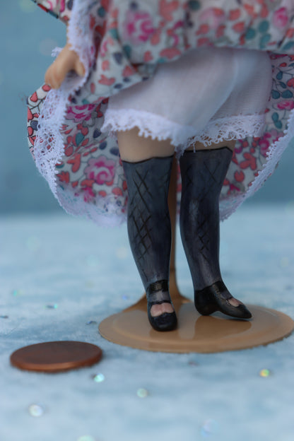 LF Jumeau - Doreen Sinnett -5" Repro Antique Mignonette Doll- Dollhouse - MAFD