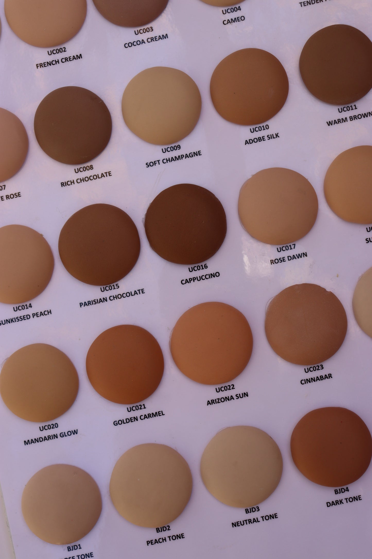 Ultra Chic - Porcelain Sample Chips