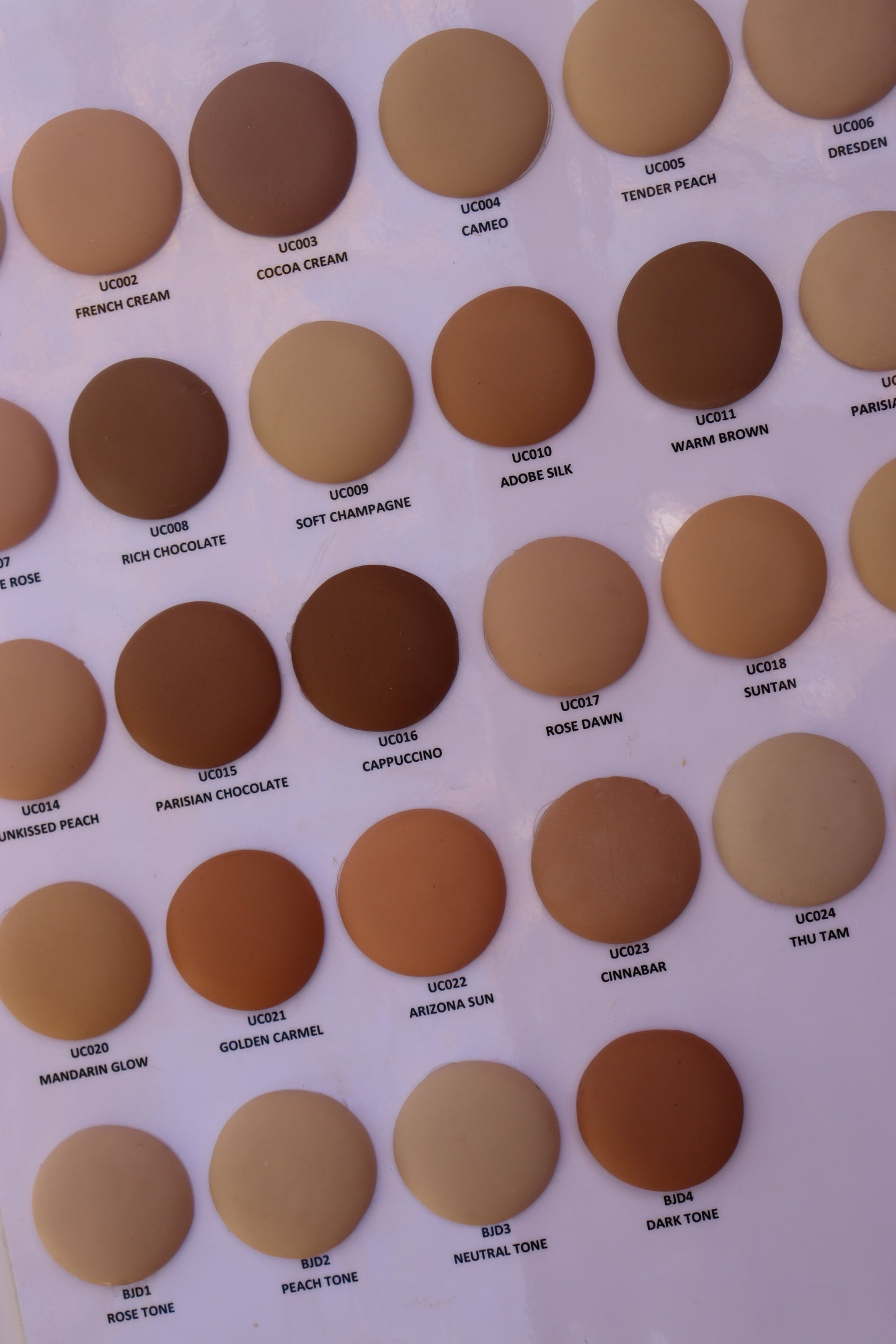 Ultra Chic - Porcelain Sample Chips